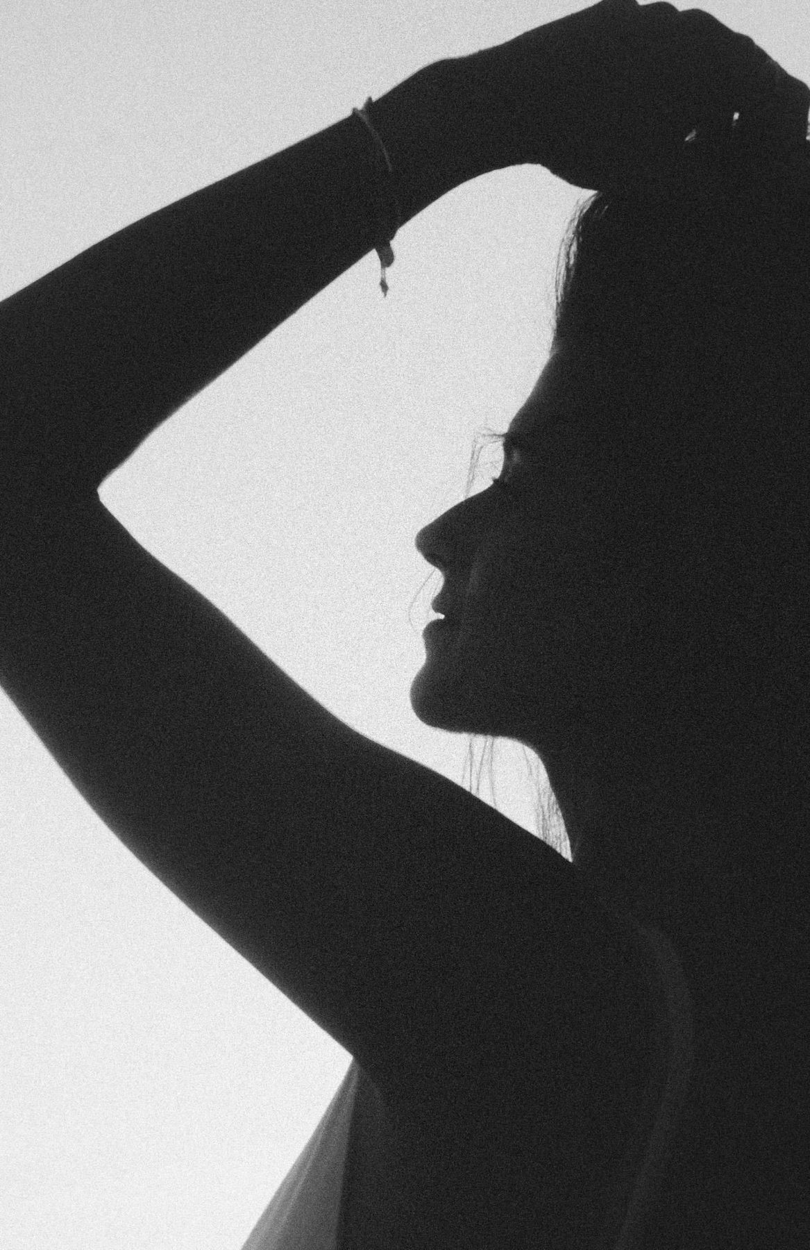 Silhouette profil noir et blanc